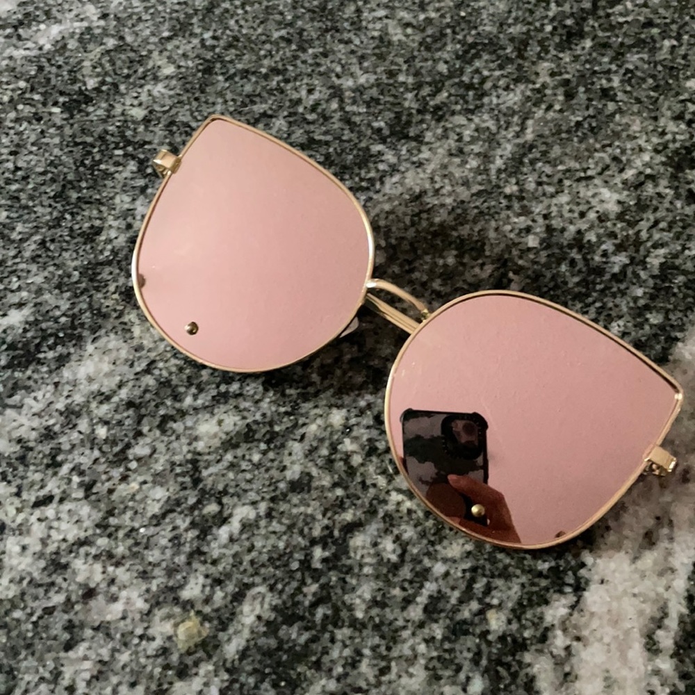 Rose gold sunnies